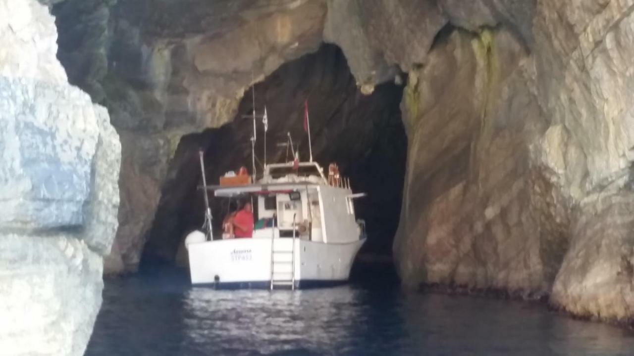 Scalovecchio Marettimo Buitenkant foto